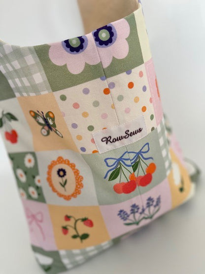 Slouch Bag - Cottage Cutie