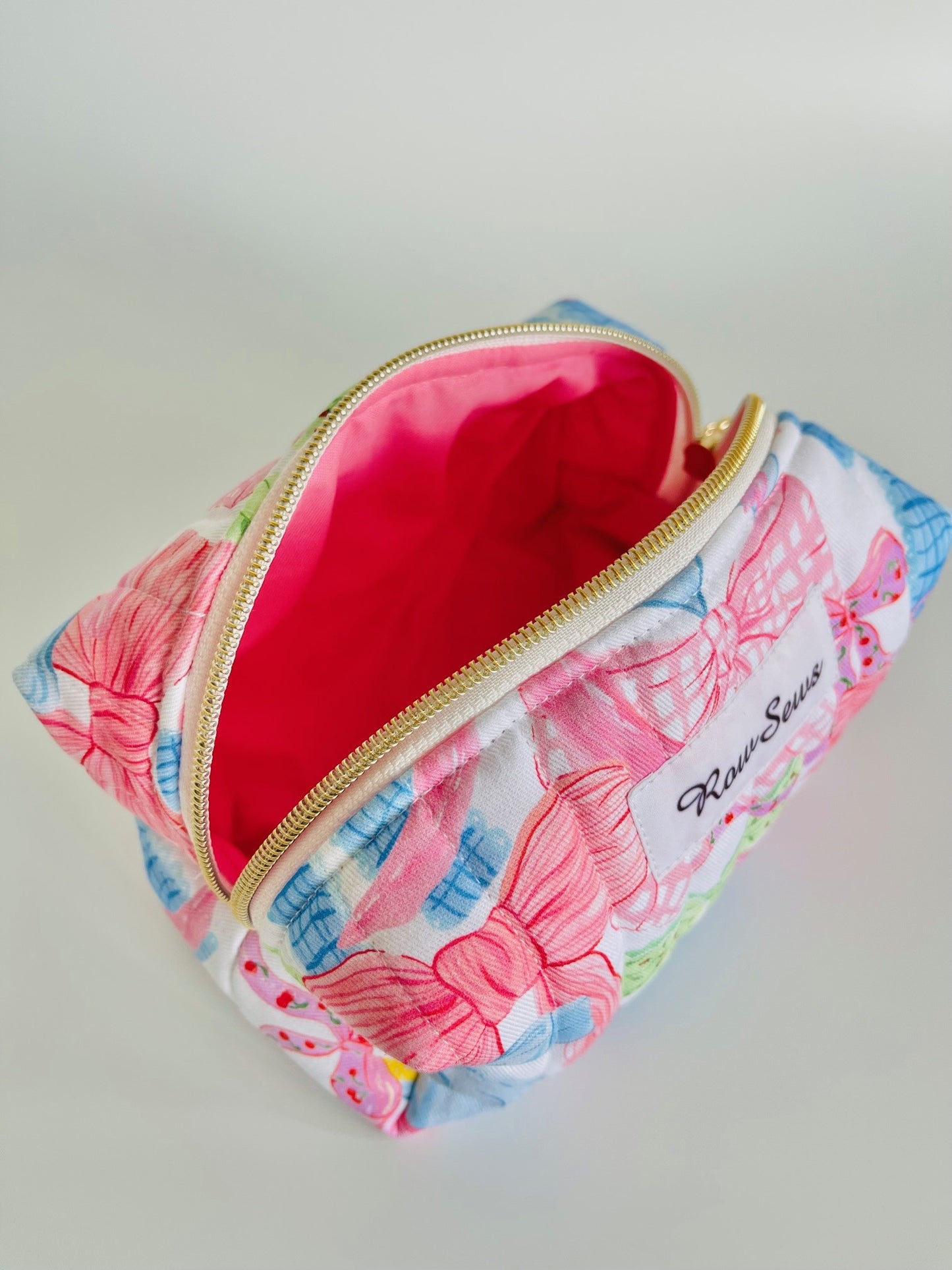 Quilted Makeup Bag - Bow Era