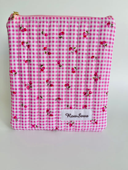 Quilted eReader Sleeve - Pinky Check