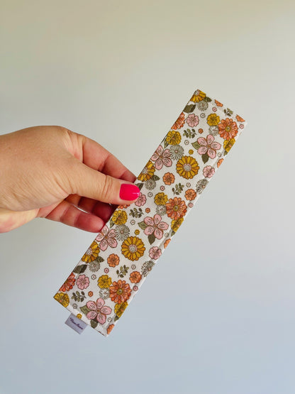 Bookmark - Apricot Fields