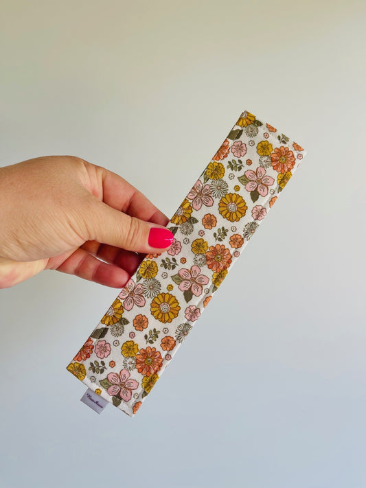 Bookmark - Apricot Fields