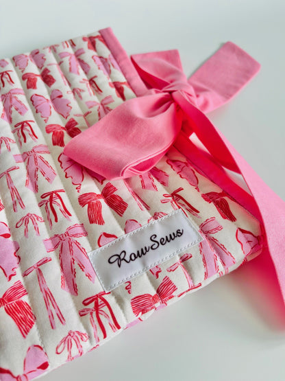 Quilted Book Sleeve - Sweetheart Bow