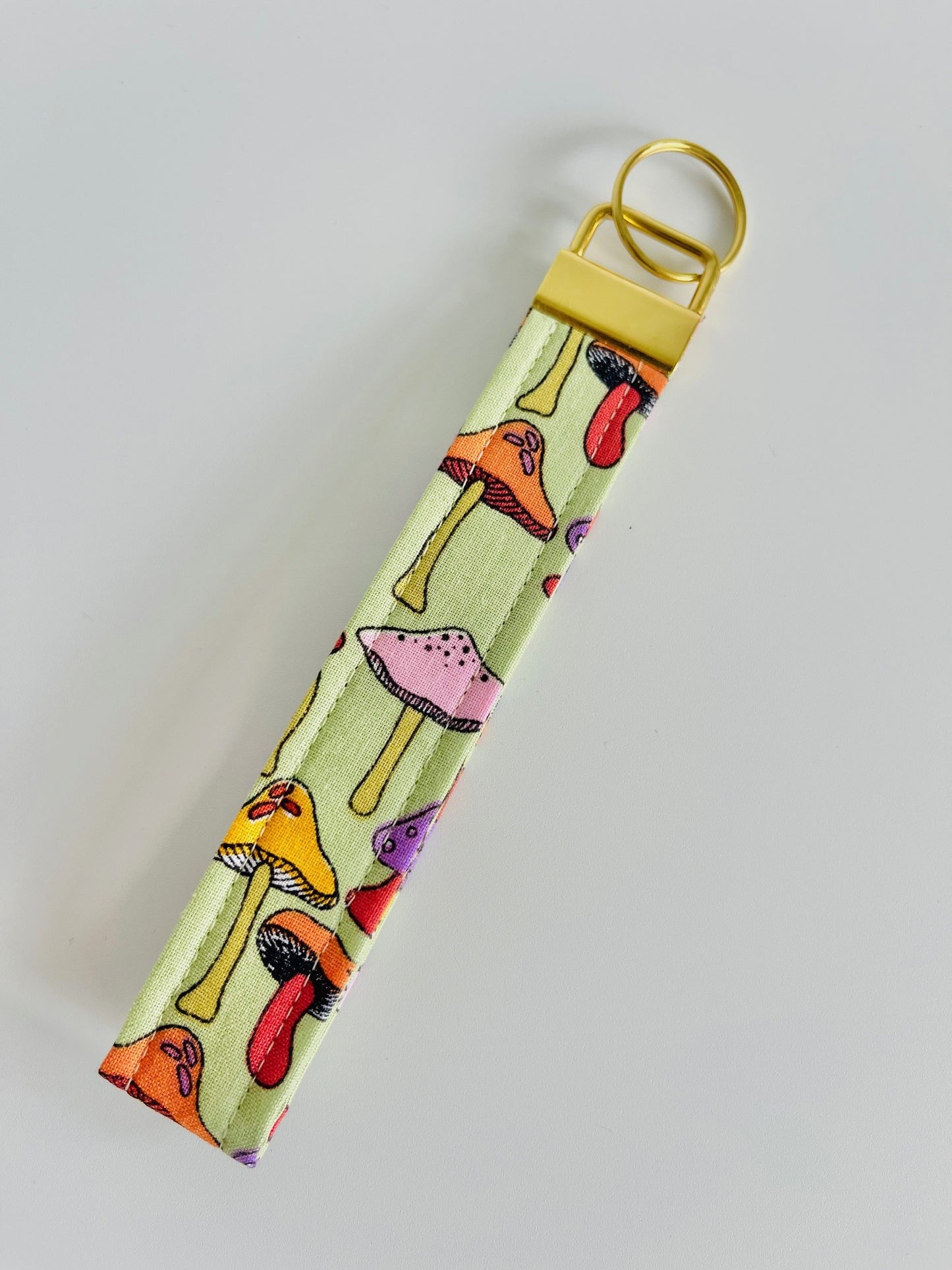 Keyring Wristlet - Minty Shroom