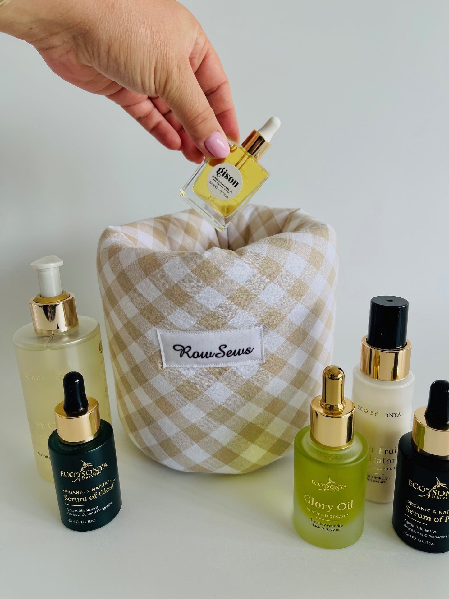 Beauty Bucket - Latte Gingham